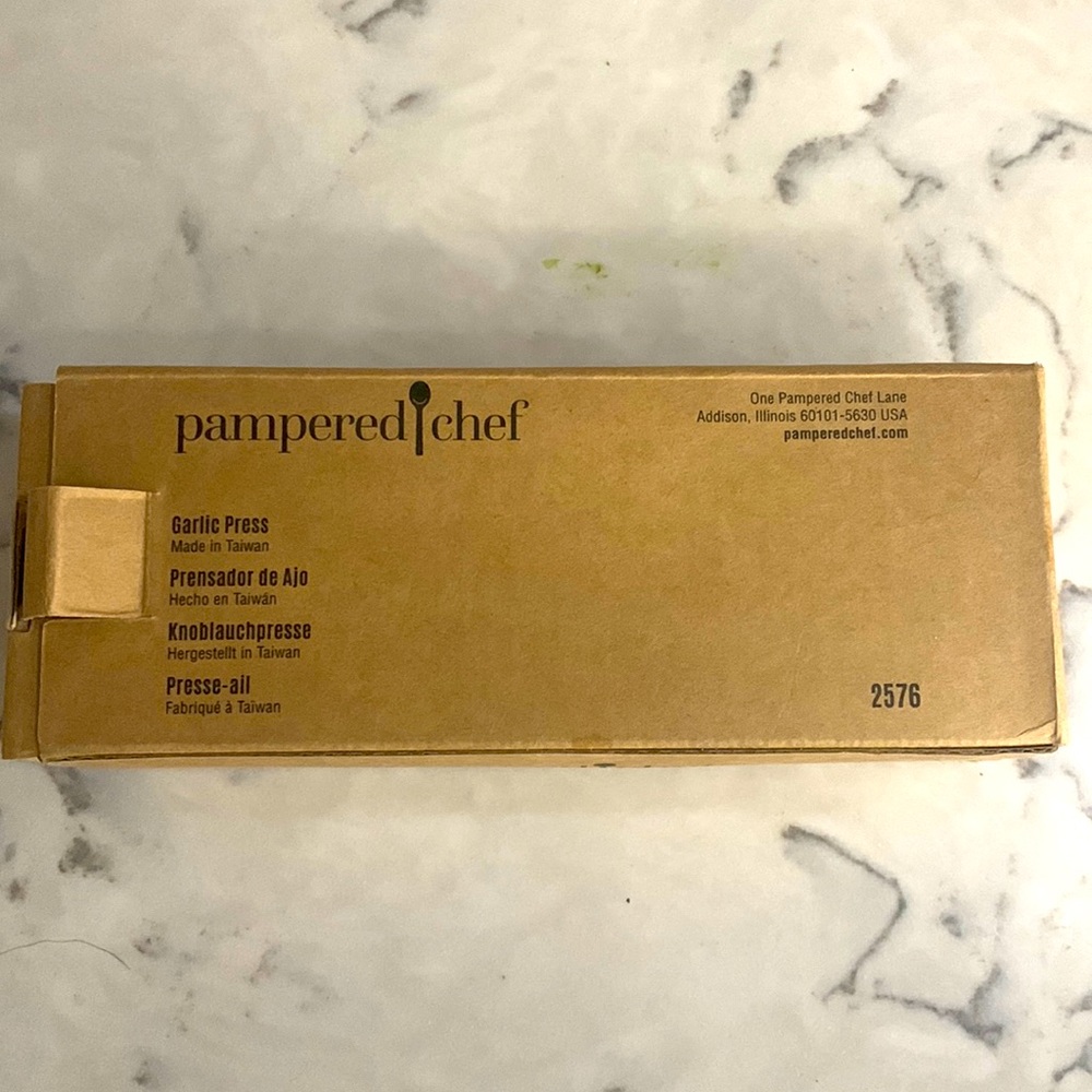 Pampered Chef Garlic Press